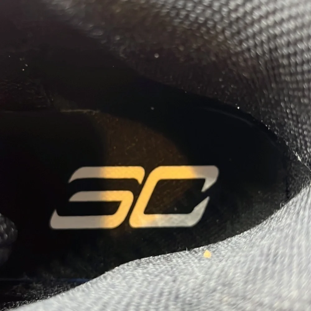 Under Armour new without